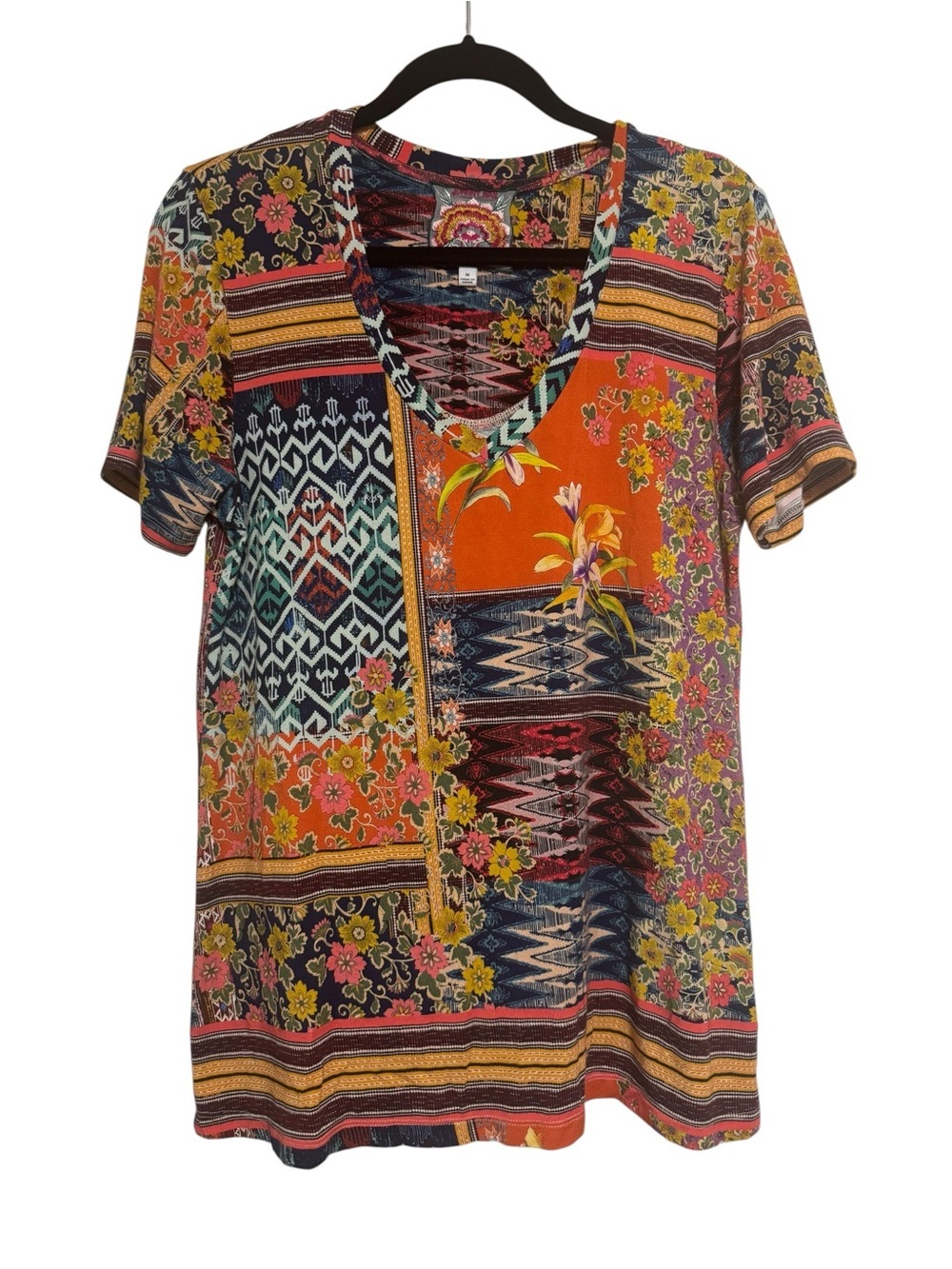Johnny Was Allie Flower Favorite Printed V-Neck Tee Boho Patchwork Bamboo Top M